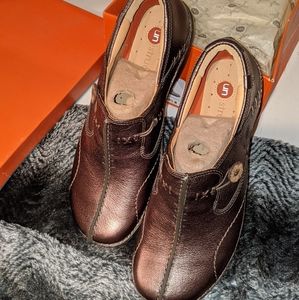 Bronze Clark's shoes